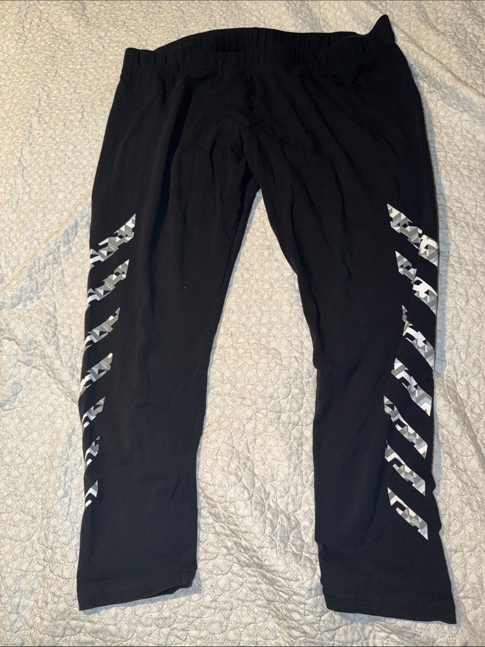 Livi Active Black Leggings with gray Chevron Stripes
